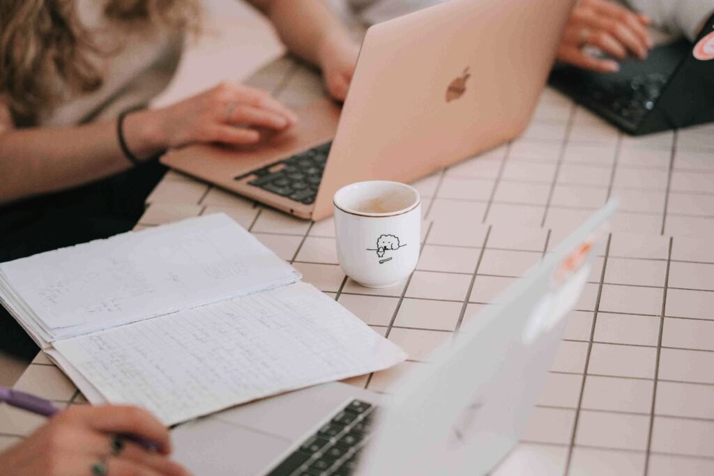 How to Build Your Online Brand with Easy Social Media Tips